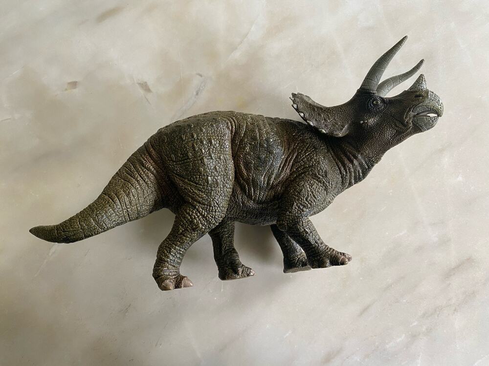 2006 Papo Triceratops Jurassic Park Prehistoric Dinosaur Discontinued Retired